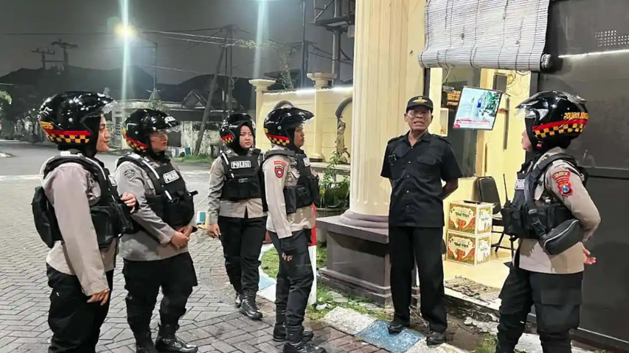 Polwan Polres Sidoarjo Masifkan Patroli di Permukiman di Masa Musik Lebaran